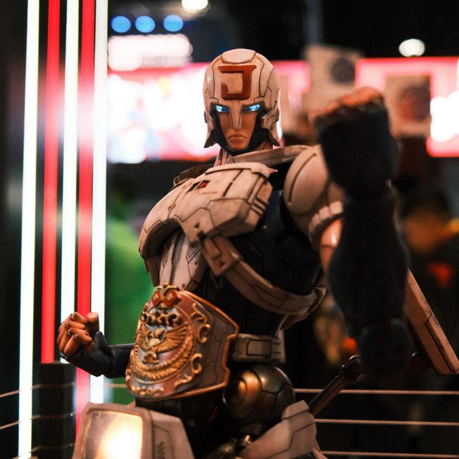 Flowers Sanshiro: Juohmaru Elite Bust