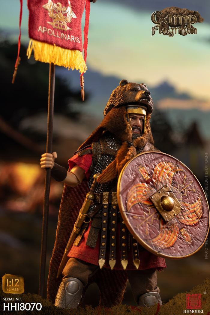 Imperial Legion-Centurion / Roman Camp Flag Bearer / Roman Team Flag Bearer 1/12
