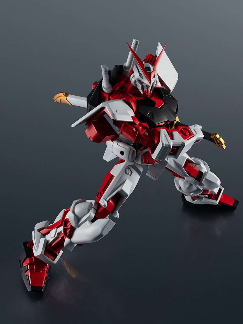 GUNDAM UNIVERSE MBF-P02 GUNDAM ASTRAY RED FRAME