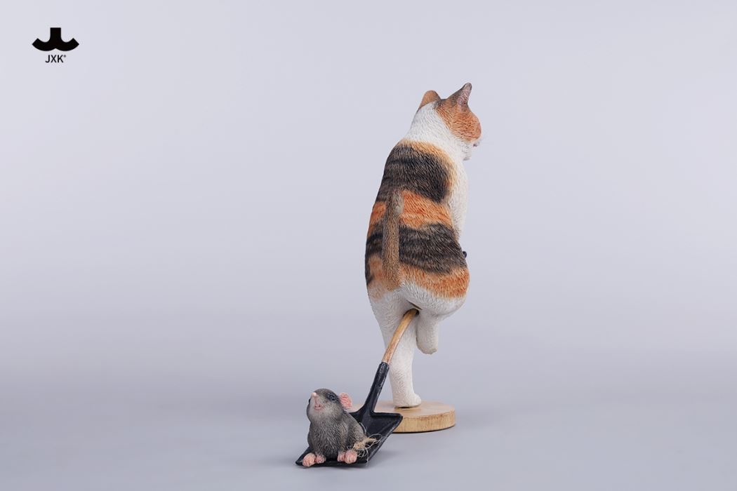 Folded Eared Cat Figurine V2 1/6
