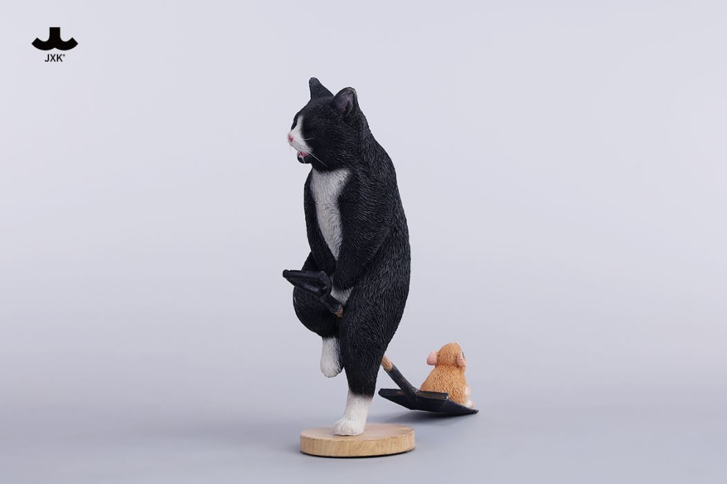 Folded Eared Cat Figurine V2 1/6