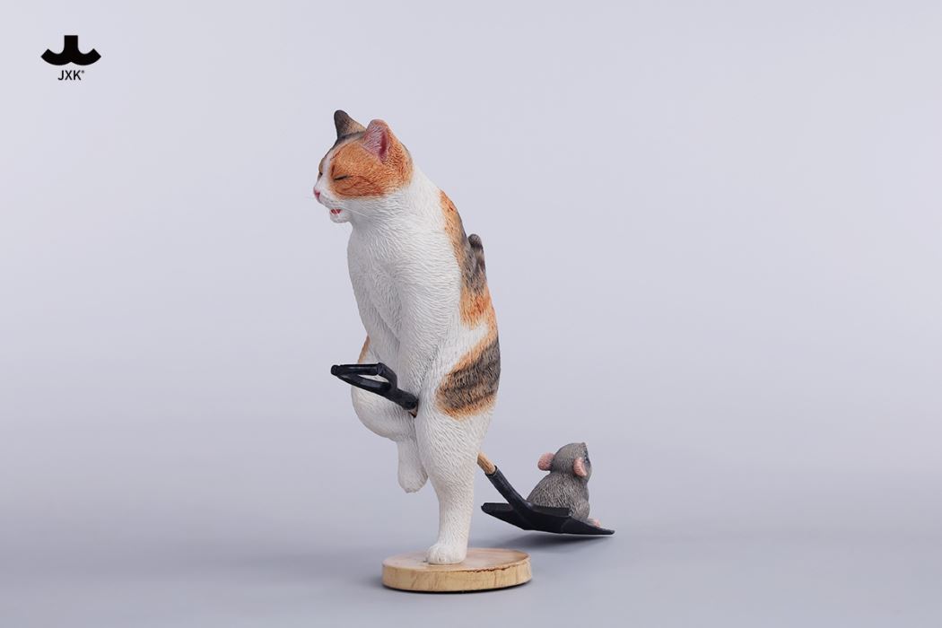 Folded Eared Cat Figurine V2 1/6