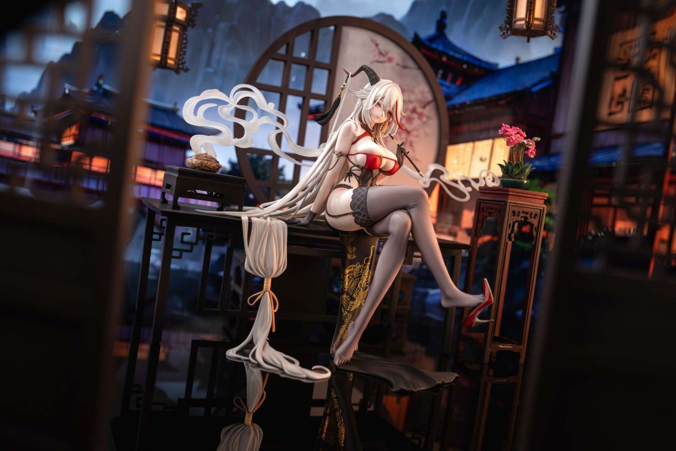 Golden Dragon Among Auspicious Clouds Ver. KMS Agir – Azur Lane