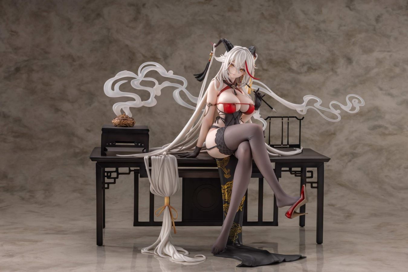 Golden Dragon Among Auspicious Clouds Ver. KMS Agir – Azur Lane