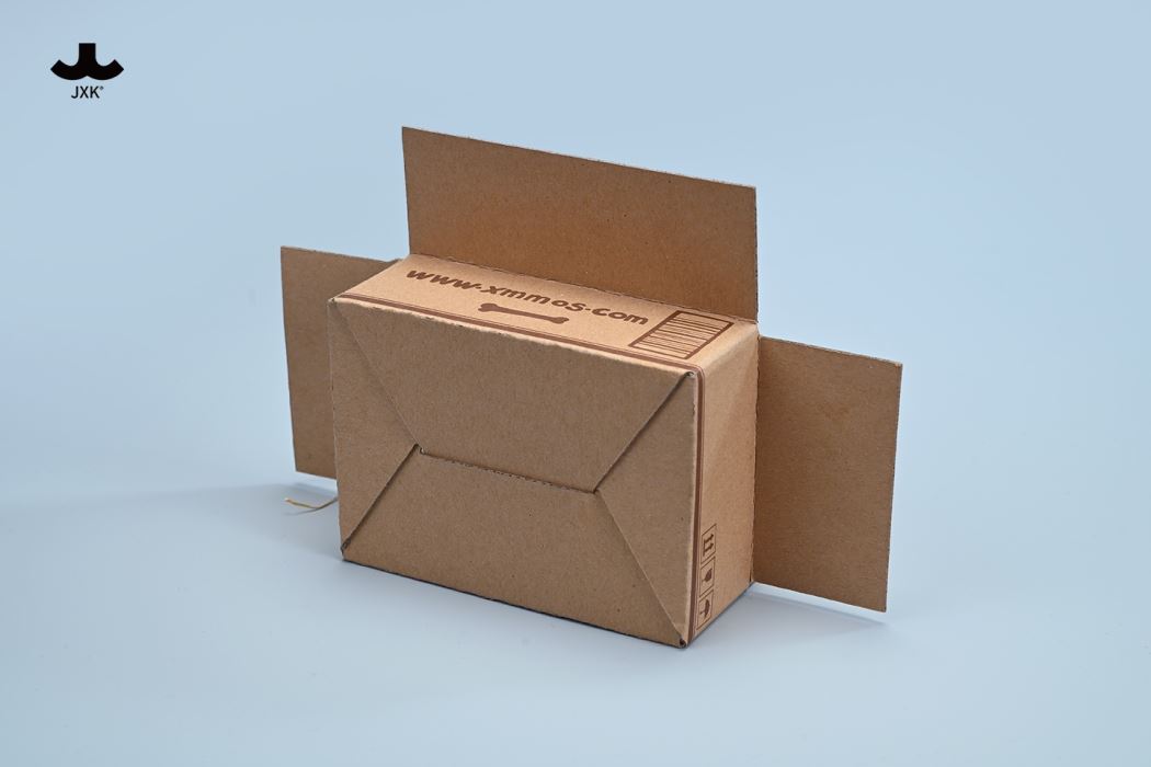 Sleeping Labrador 1/4