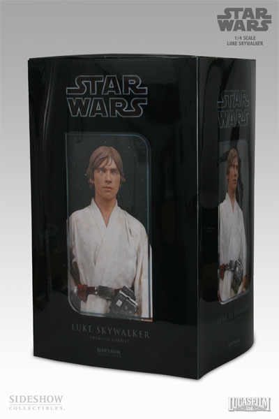 Luke Skywalker Premium Format Figure