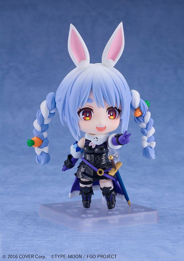 Nendoroid Usada Pekora (Mash Kyrielight collaboration ver.)