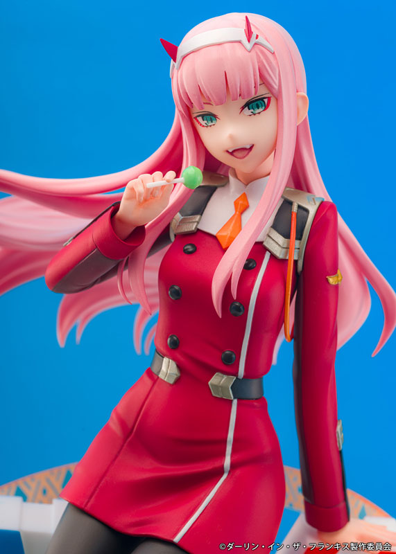 DARLING in the FRANXX Zero Two 1/7