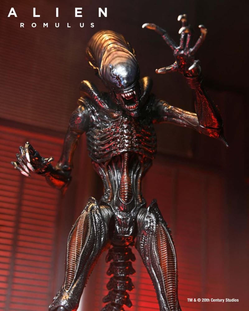 Alien: Romulus Ultimate Scorched Xenomorph