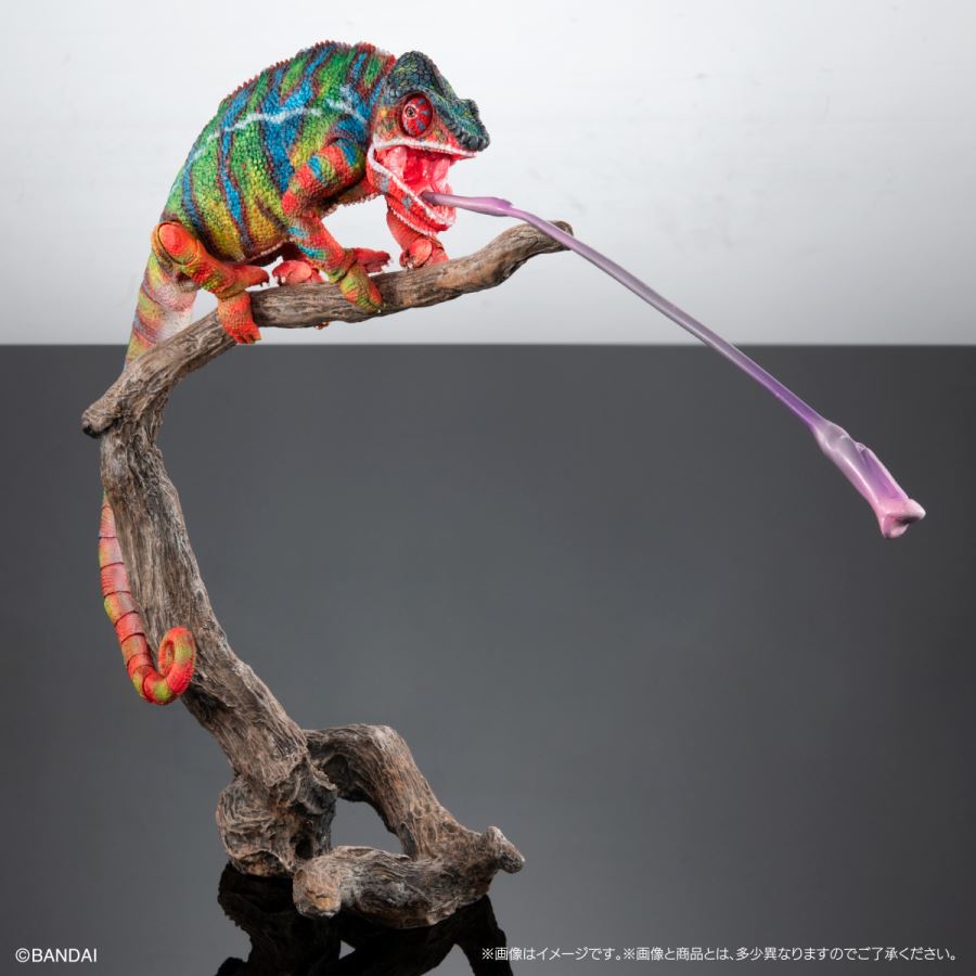 Living Creatures Encyclopedia Premium Panther Chameleon (Ambirove Green)