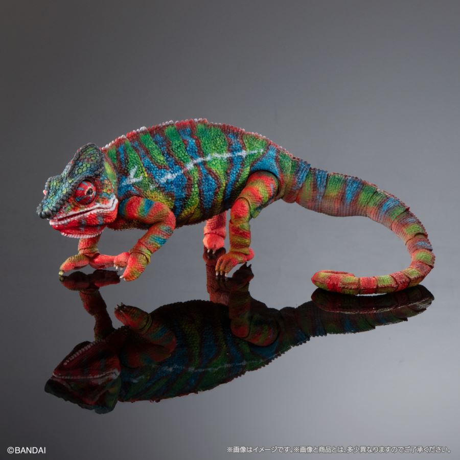 Living Creatures Encyclopedia Premium Panther Chameleon (Ambirove Green)