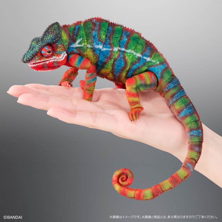 Living Creatures Encyclopedia Premium Panther Chameleon (Ambirove Green)