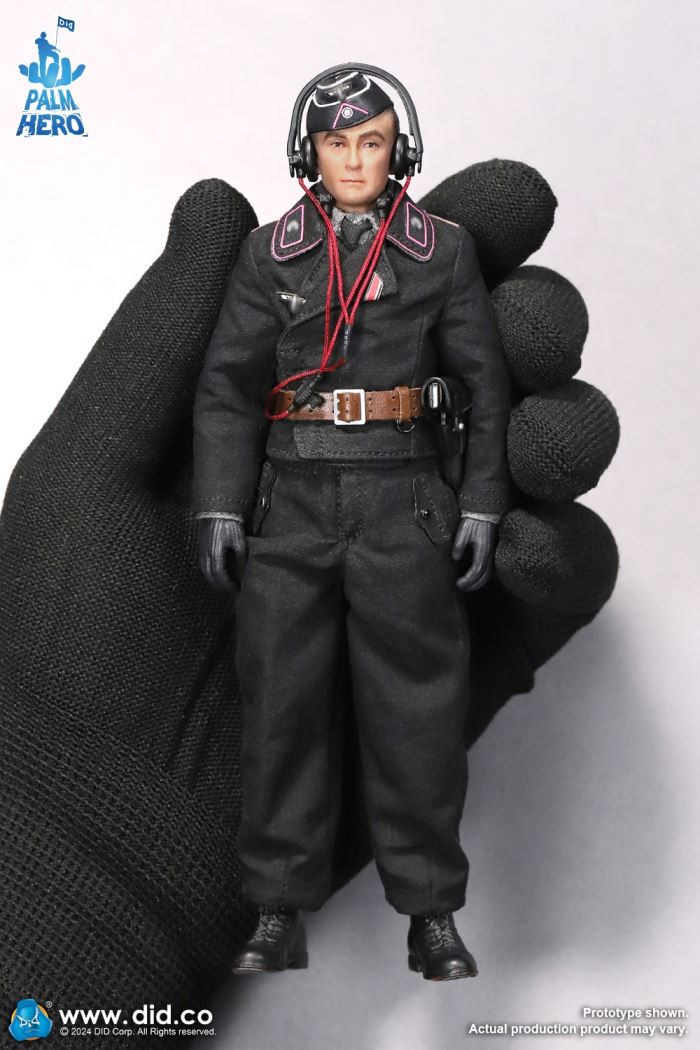World War II German tank commander Otto Carius 1/12