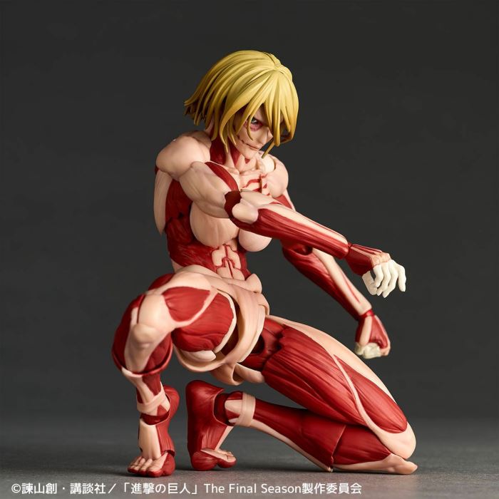 Revoltech Amazing Yamaguchi Attack on Titan Female Titan