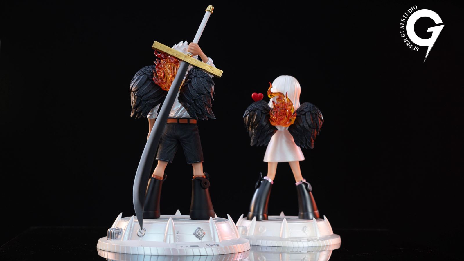 Seraphim Dracule Mihawk - One Piece