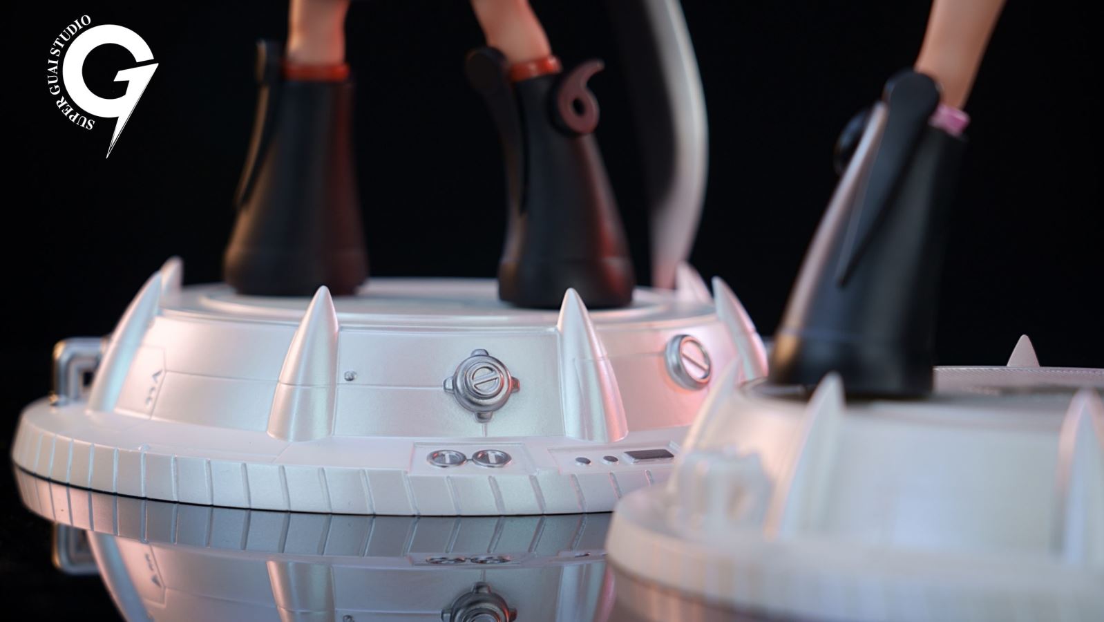 Seraphim Dracule Mihawk - One Piece