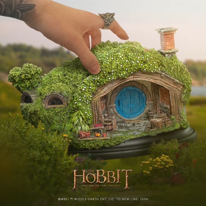 The Lord of the Rings Scene - The Hobbit Cave No. 1/Cave No. 25