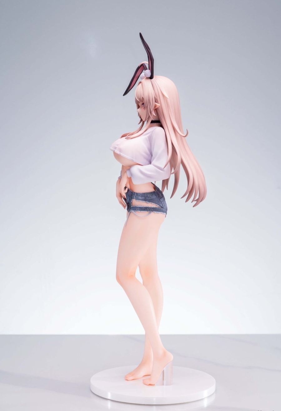 Elf Girl From Another World Rabi