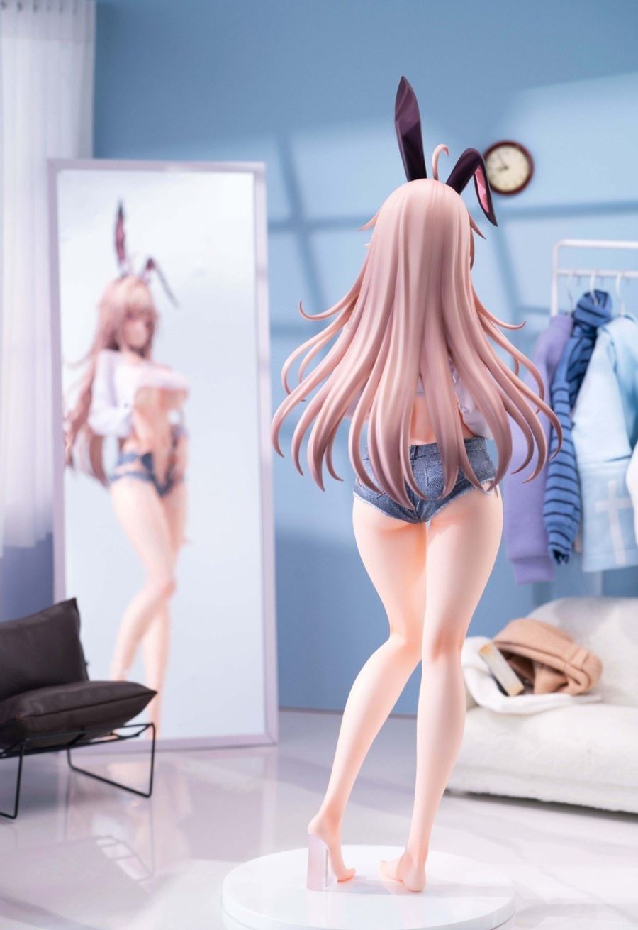 Elf Girl From Another World Rabi