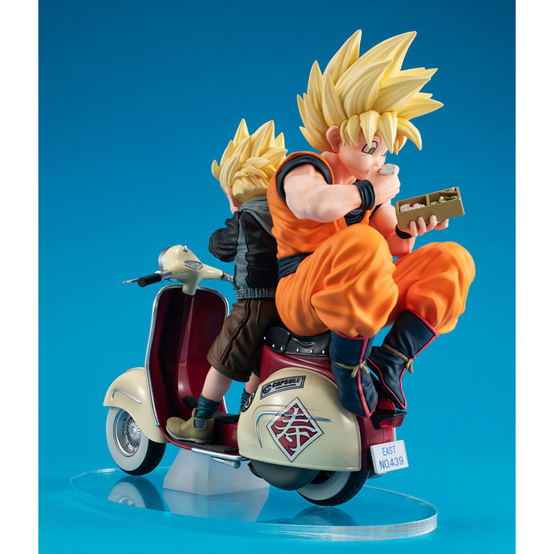 Desktop Real McCoy EX Dragon Ball Z Super Saiyan Son Goku & Super Saiyan Son Gohan & Bike