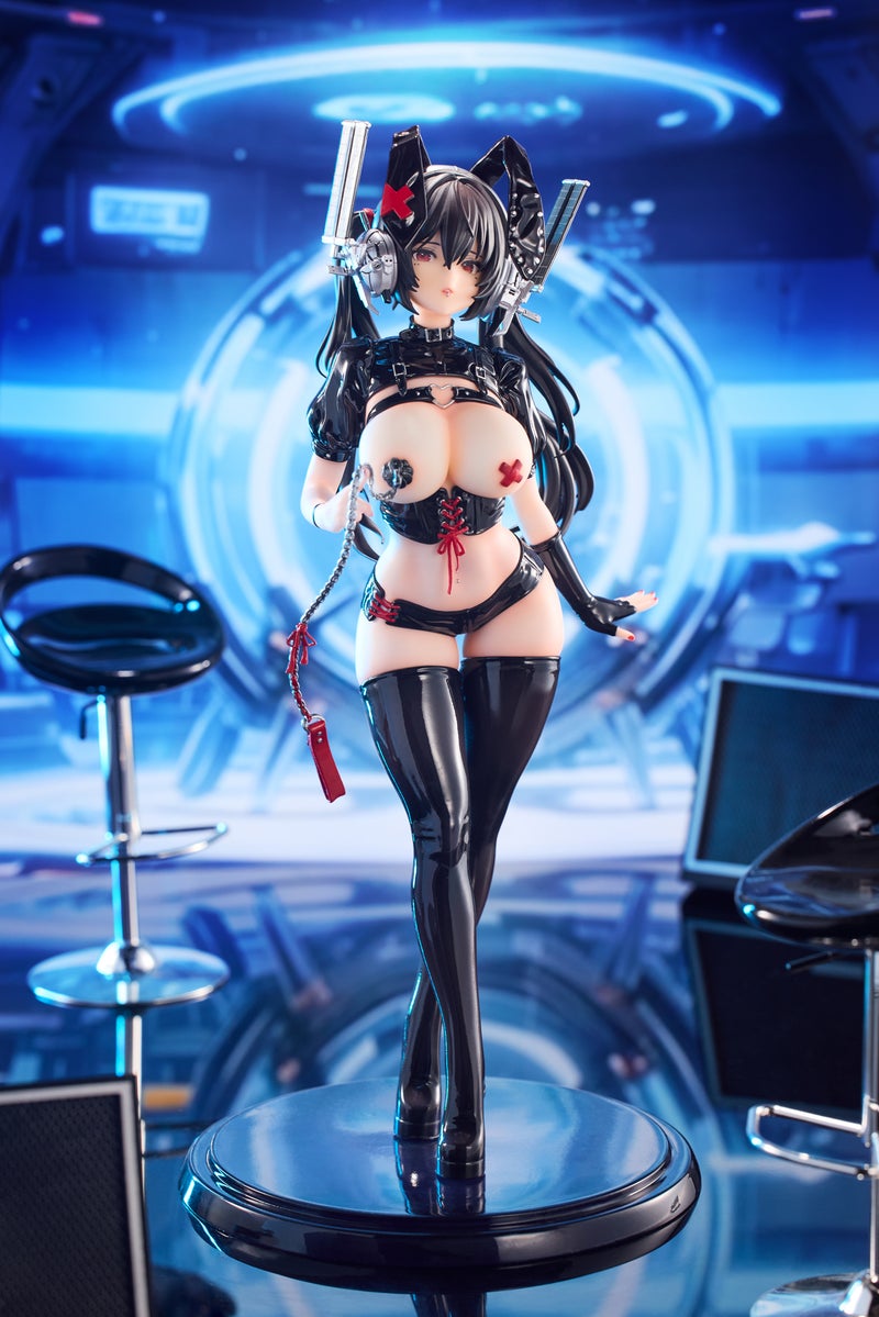 XL Love Series Space Bunny Uto 1/7
