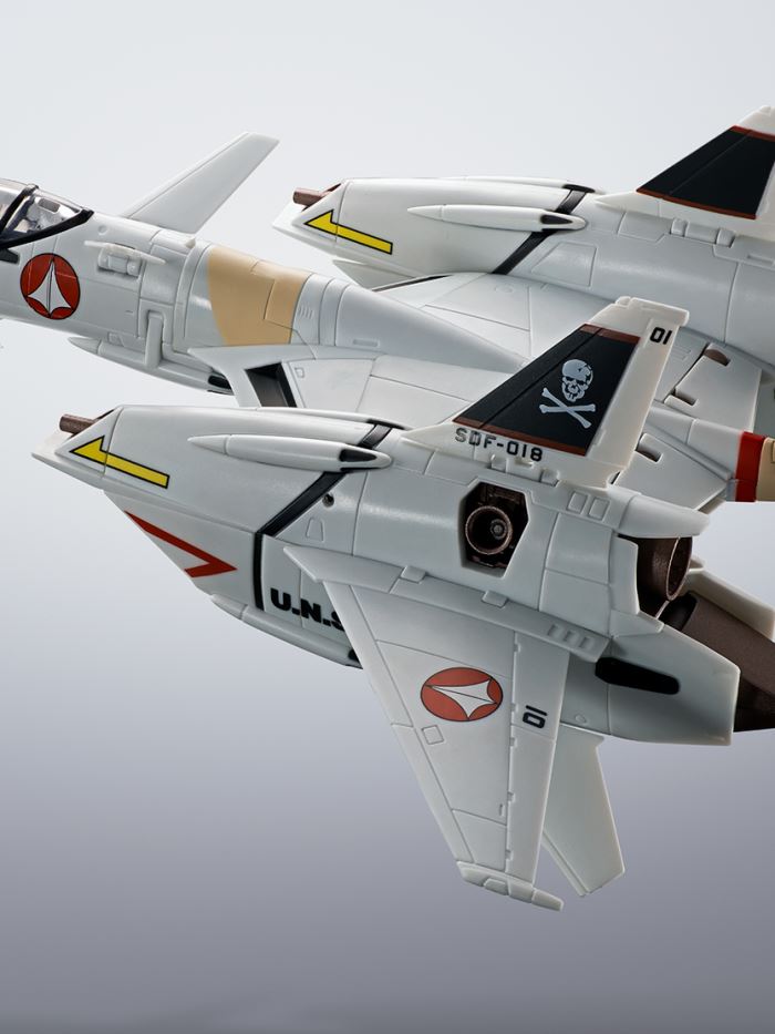 HI-METAL R VF-4 Lightning III -Flash Back 2012-