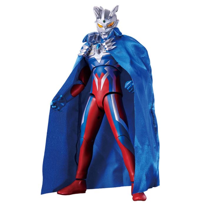 Gigantic Universe Ultraman Zero & Ultra Zero Cloak Set