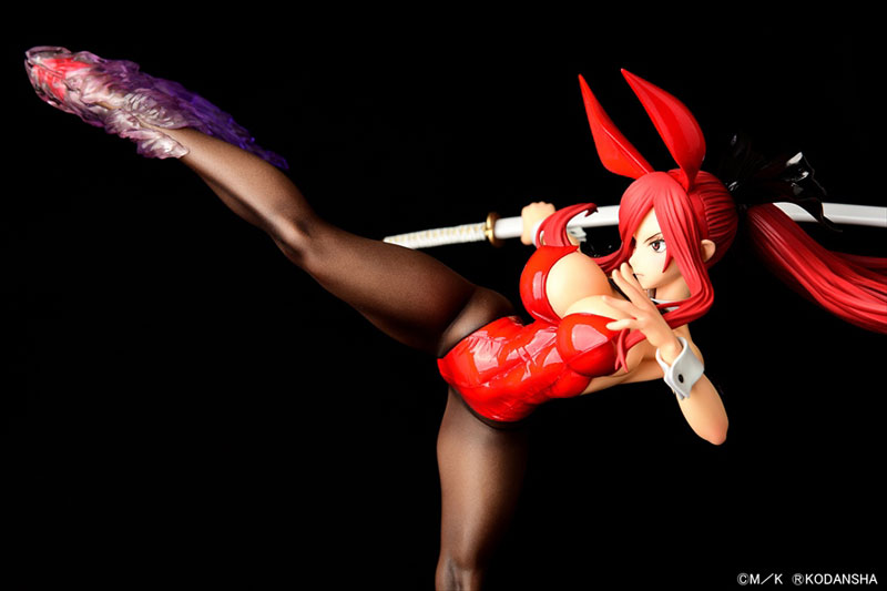 FAIRY TAIL Erza Scarlet High Kick ver. Bunny [Crimson / Black / White] 1/6