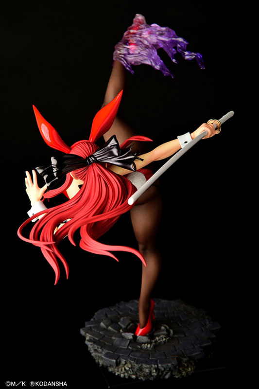 FAIRY TAIL Erza Scarlet High Kick ver. Bunny [Crimson / Black / White] 1/6