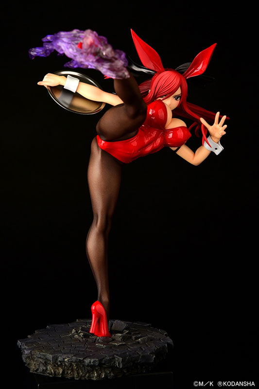 FAIRY TAIL Erza Scarlet High Kick ver. Bunny [Crimson / Black / White] 1/6