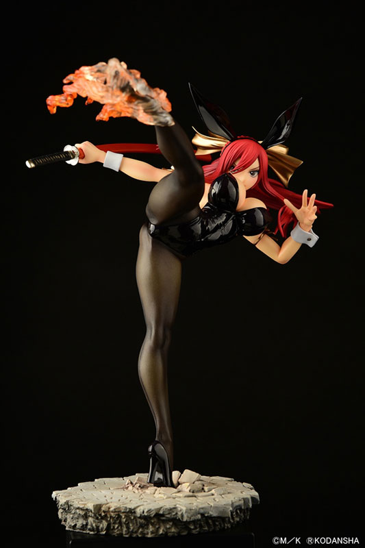 FAIRY TAIL Erza Scarlet High Kick ver. Bunny [Crimson / Black / White] 1/6