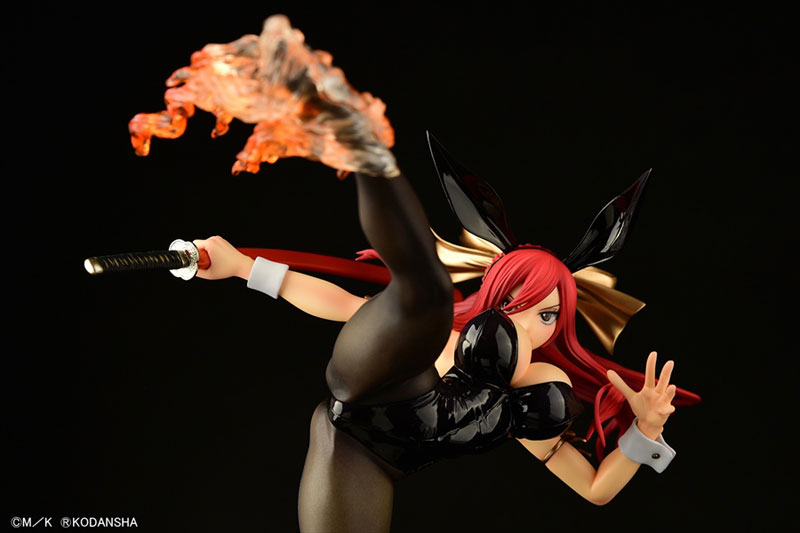 FAIRY TAIL Erza Scarlet High Kick ver. Bunny [Crimson / Black / White] 1/6