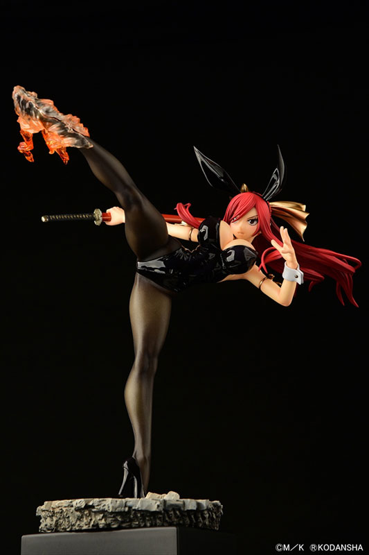FAIRY TAIL Erza Scarlet High Kick ver. Bunny [Crimson / Black / White] 1/6