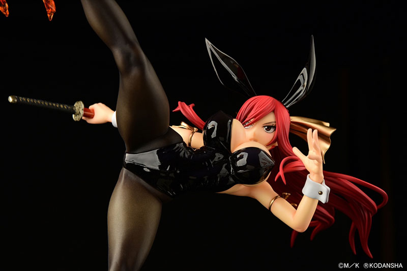 FAIRY TAIL Erza Scarlet High Kick ver. Bunny [Crimson / Black / White] 1/6