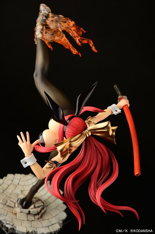 FAIRY TAIL Erza Scarlet High Kick ver. Bunny [Crimson / Black / White] 1/6