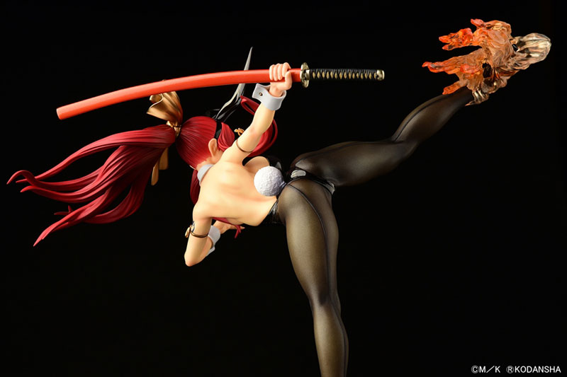 FAIRY TAIL Erza Scarlet High Kick ver. Bunny [Crimson / Black / White] 1/6