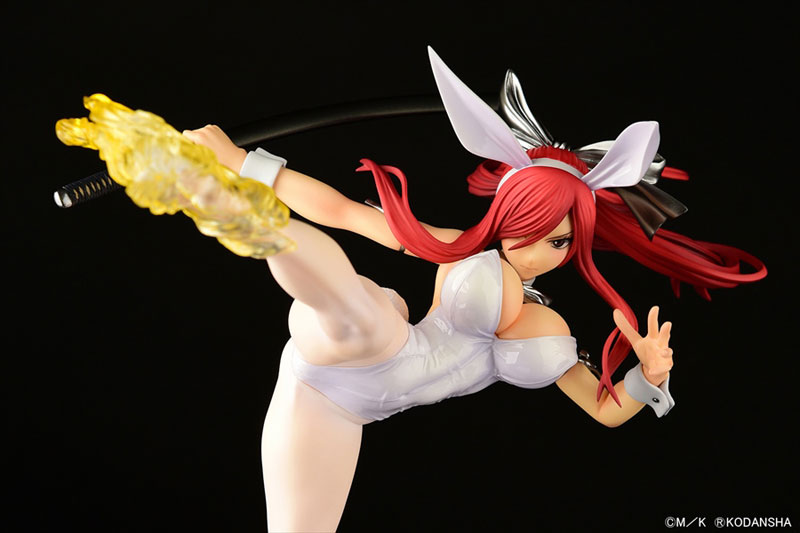 FAIRY TAIL Erza Scarlet High Kick ver. Bunny [Crimson / Black / White] 1/6