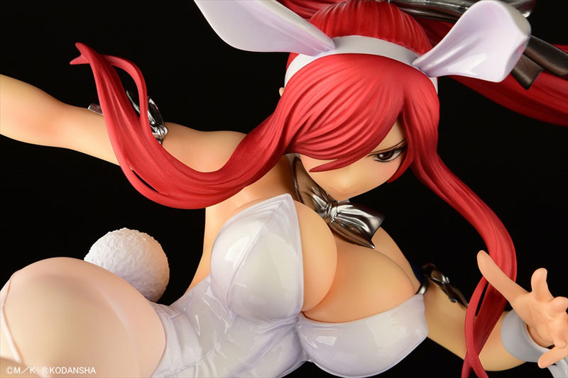 FAIRY TAIL Erza Scarlet High Kick ver. Bunny [Crimson / Black / White] 1/6