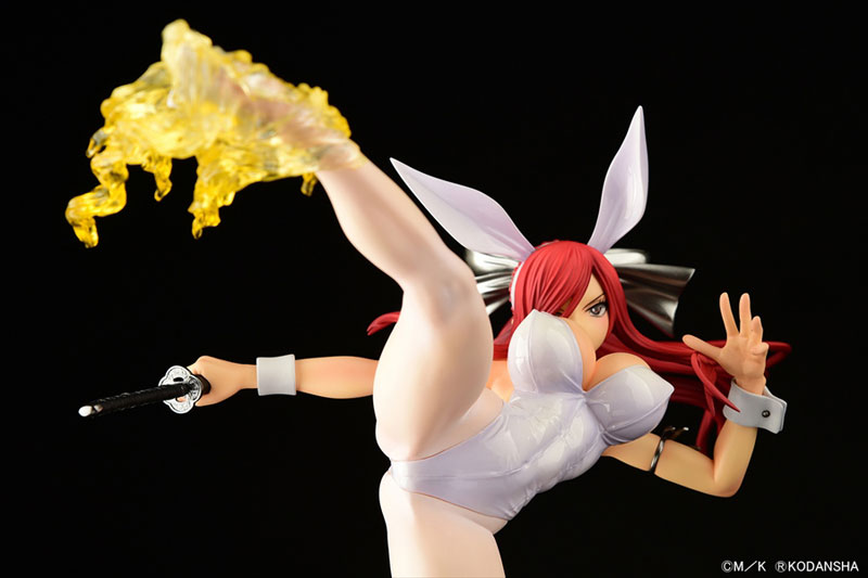 FAIRY TAIL Erza Scarlet High Kick ver. Bunny [Crimson / Black / White] 1/6
