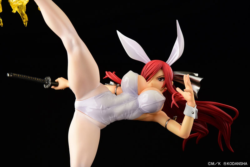 FAIRY TAIL Erza Scarlet High Kick ver. Bunny [Crimson / Black / White] 1/6