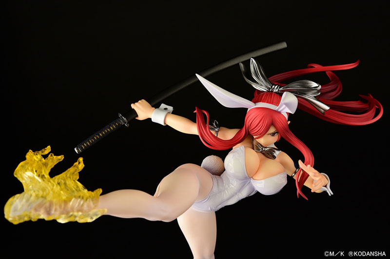 FAIRY TAIL Erza Scarlet High Kick ver. Bunny [Crimson / Black / White] 1/6