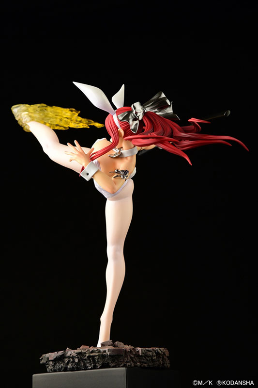 FAIRY TAIL Erza Scarlet High Kick ver. Bunny [Crimson / Black / White] 1/6