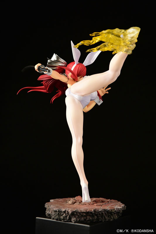 FAIRY TAIL Erza Scarlet High Kick ver. Bunny [Crimson / Black / White] 1/6