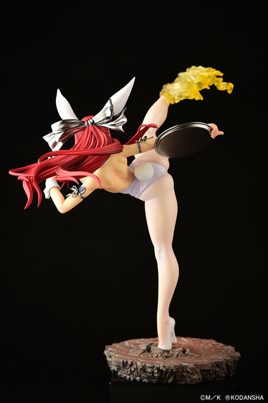FAIRY TAIL Erza Scarlet High Kick ver. Bunny [Crimson / Black / White] 1/6