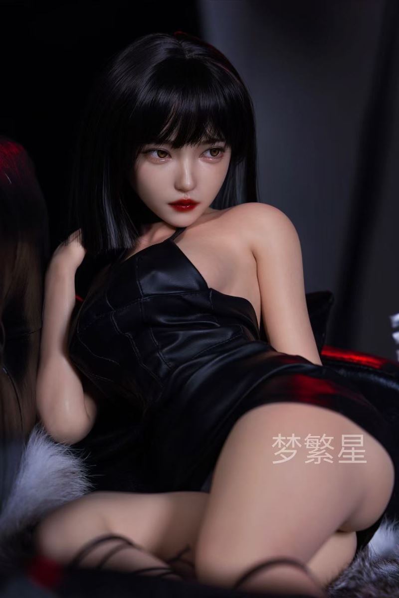 Large-scale full-body silicone female