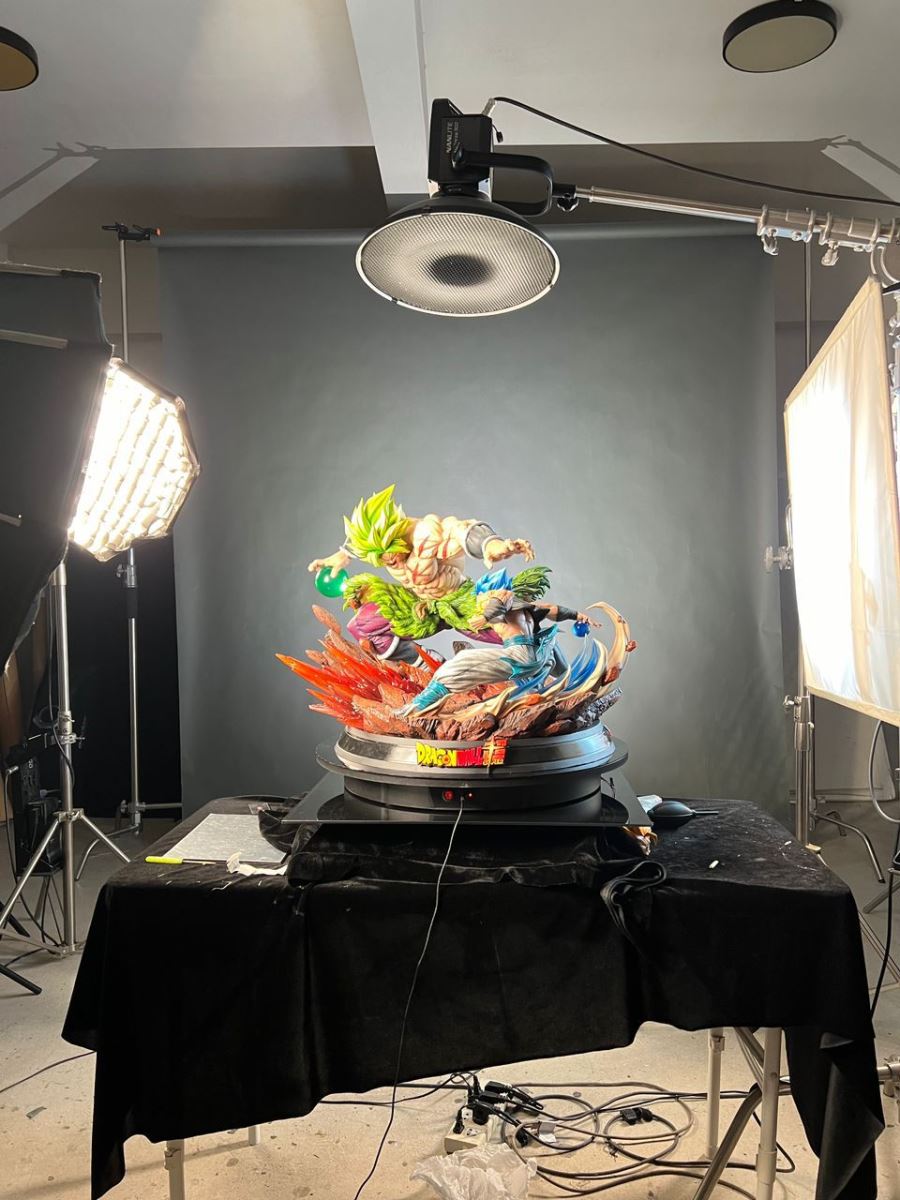 Broly vs Gogeta - Dragon Ball 1/4