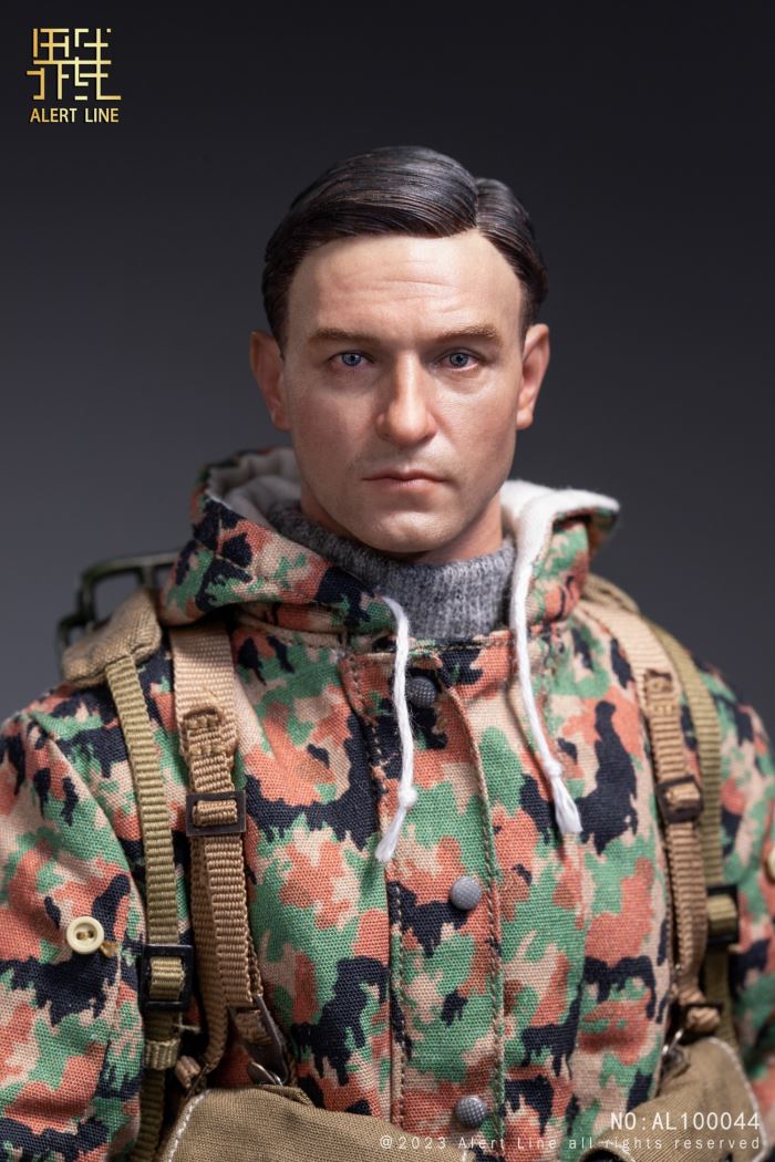 World War II German Waffen SS Soldier 1/6