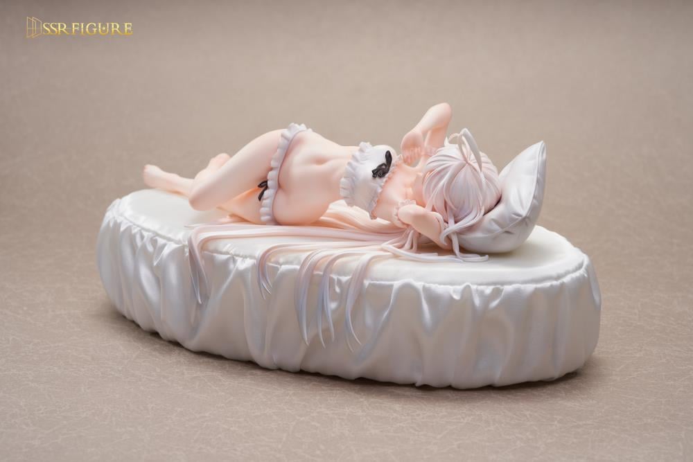 Wake Up White Hair Girl