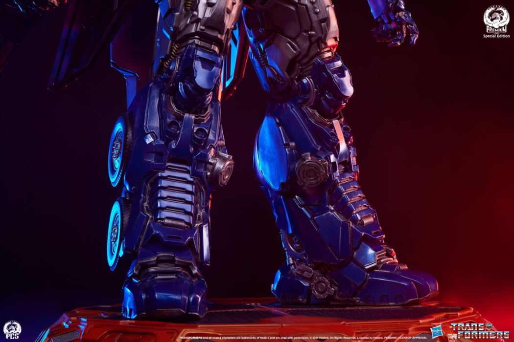 Optimus Prime - Jet Convoy Edition