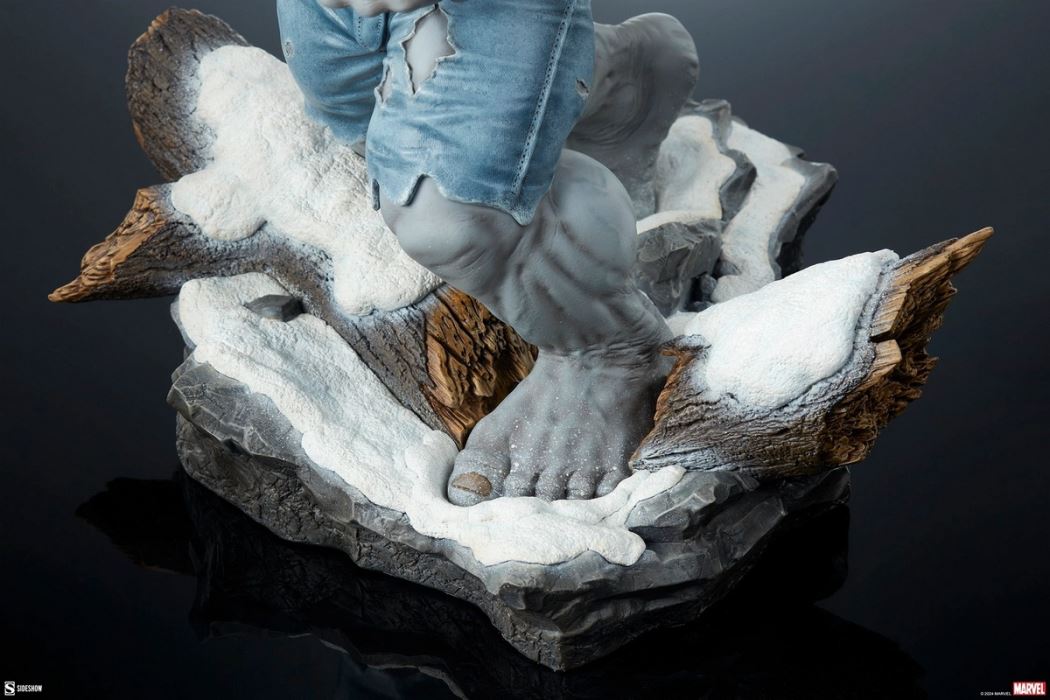 Grey Hulk vs Wolverine